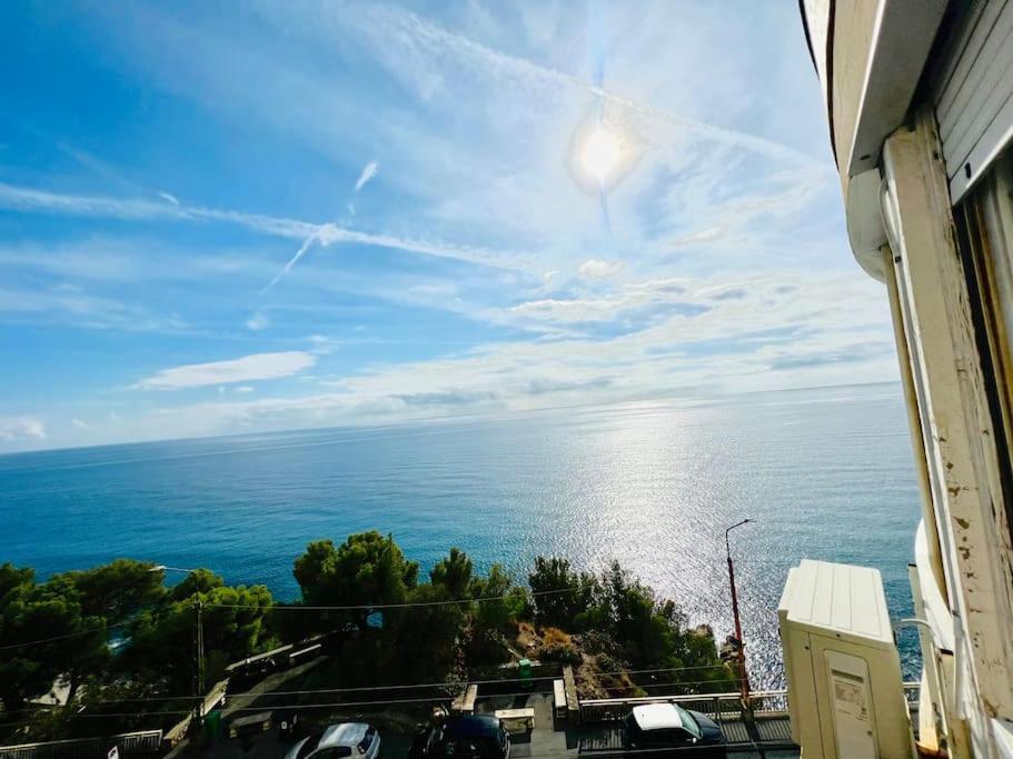 Suite Sunset 22 - Fronte Mare Санремо Экстерьер фото