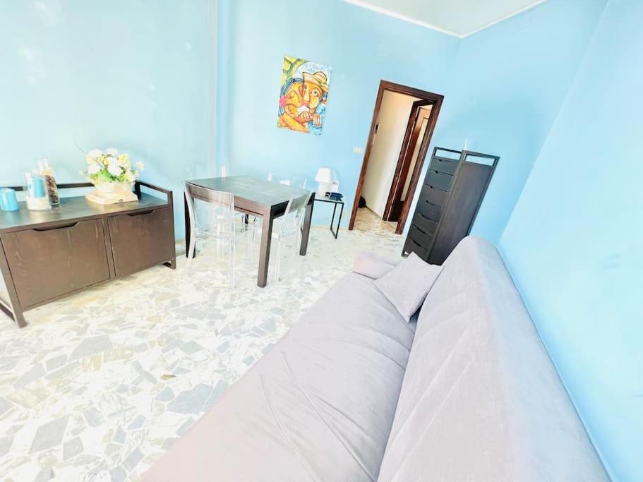 Suite Sunset 22 - Fronte Mare Санремо Экстерьер фото